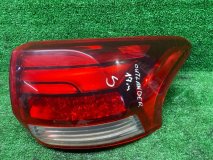 Фонарь правый задний Mitsubishi Outlander 2017 2.0 бензин