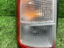 Фонарь левый задний Suzuki Ignis 2005