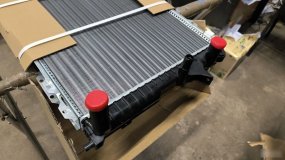 Радиатор охлаждения Audi 100 1990-1995