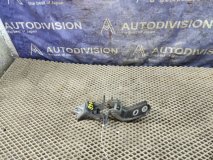 Петли двери левые задние Toyota Kluger V ACU25 2001 ПРОБЕГ 10т 2AZ-FE