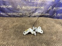 Петли двери левые задние Toyota Harrier MHU38 2012 ПРОБЕГ 37т 3MZ-FE