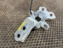 Петли двери левые задние Toyota Harrier MHU38 2012 ПРОБЕГ 37т 3MZ-FE