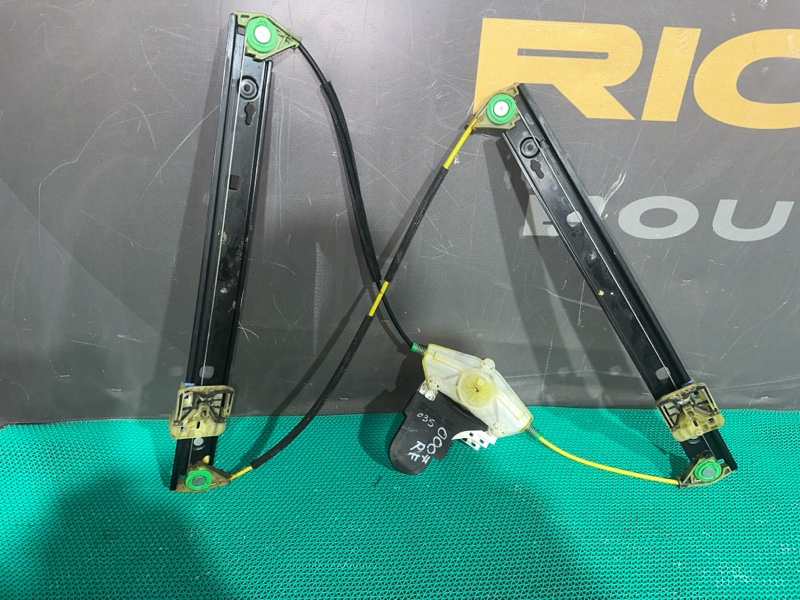 Стеклоподъемный механизм Audi A8 D4 CDRA 2010 перед. прав. (б/у)