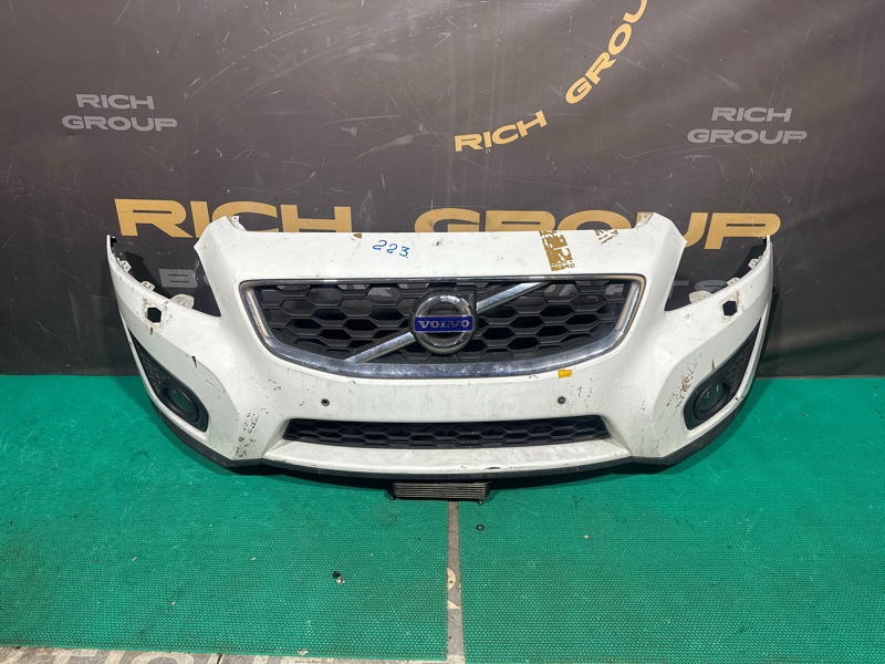 Бампер Volvo C30 MK B5244S4 2010 перед. (б/у)