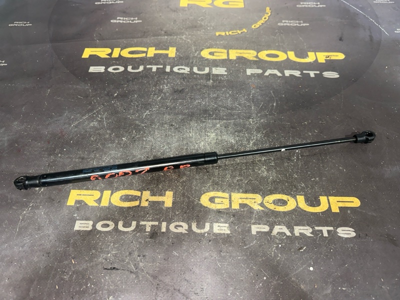 Амортизатор крышки багажника Audi A8 D4 CDRA 2010 задн. прав. (б/у)