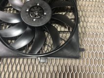 Вентилятор охлаждения радиатора Mercedes-Benz G-Class W463