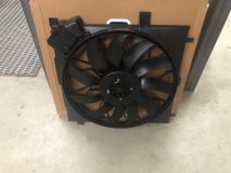 Вентилятор охлаждения радиатора Mercedes-Benz G-Class W463