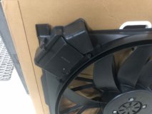 Вентилятор охлаждения радиатора Mercedes-Benz G-Class W463