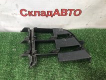 Решетка в бампер левая передняя Skoda Fabia 5J