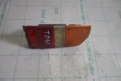 Стоп-сигнал правый SUZUKI ESCUDO TD51W j20a Стоп-сигнал правый SUZUKI ESCUDO TD51W j20a