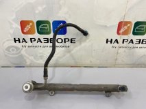 Топливная рейка левая TOYOTA Land Cruiser 200 2010 2UZ-FE