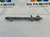 Топливная рейка левая TOYOTA Land Cruiser 200 2010 2UZ-FE