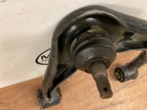 Рычаг подвески верхний правый передний TOYOTA LAND CRUISER J100 1998-2007