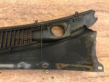 Жабо дворников правое TOYOTA LAND CRUISER 100 1998 - 2007