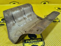 Экран тепловой глушителя передний Suzuki SX4 YA21S 2009 M16A