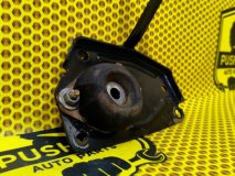 Опора двигателя левая Citroen C4 LC 2008 NFU (TU5JP4)