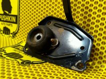 Опора двигателя левая Citroen C4 LC 2008 NFU (TU5JP4)