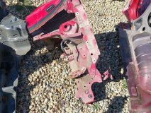 Лонжерон левый передний Volkswagen Jetta 5 Лонжерон левый передний Volkswagen Jetta 5