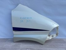 Крыло правое переднее Toyota Granvia KCH40