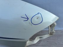 Крыло правое переднее Toyota Granvia KCH40