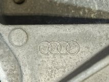 Кронштейн опоры КПП Audi A6 C8 2018-н.в.