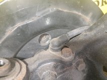 Ступица левая задняя MITSUBISHI DIAMANTE F34A