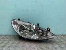 Фара правая Peugeot 307 01-05г