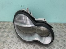 Фара правая Mitsubishi W203 00-02г