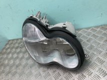 Фара правая Mitsubishi W203 00-02г
