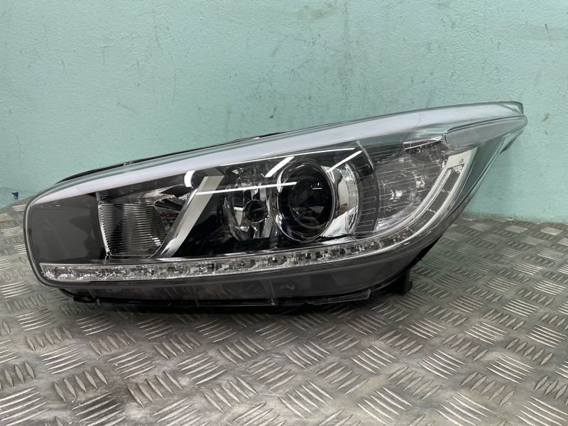 Фара Kia Ceed LED 12 лев.
