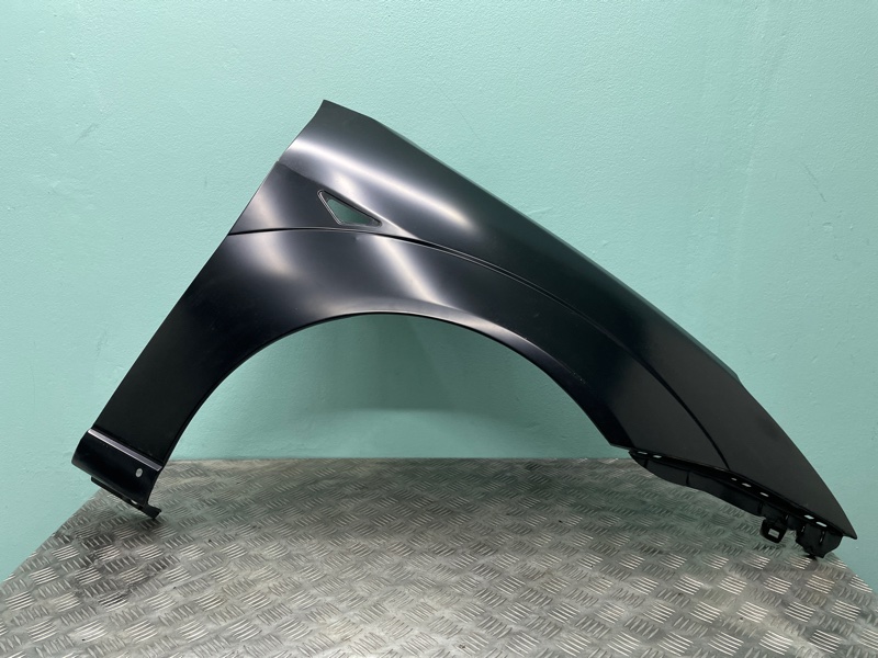 Крыло Ford Focus 1 98 прав.