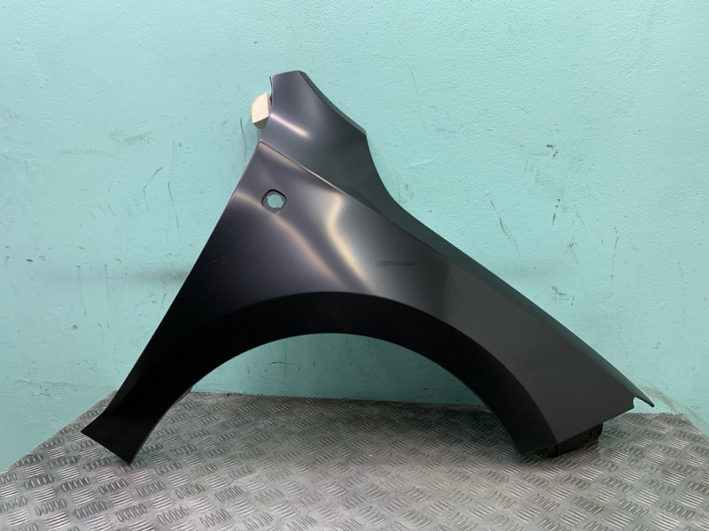 Крыло Skoda Rapid 12 прав.