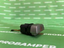 Кнопка аварийной сигнализации Ford Focus 2 Кнопка аварийной сигнализации Ford Focus 2