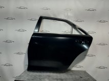 Дверь левая задняя Camry V50 завод чёрная с хромом