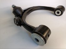 Рычаг подвески верхний правый передний