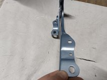 Петля капота правая передняя Changan UNI-T 2024 Петля капота правая передняя Changan UNI-T 2024