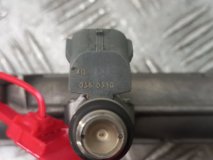 Форсунки бензиновые к-кт Volkswagen Golf 4 1.4 16V Форсунки бензиновые к-кт Volkswagen Golf 4 1.4 16V