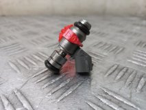 Форсунка бензиновая Volkswagen Bora 1.4 16V Форсунка бензиновая Volkswagen Bora 1.4 16V