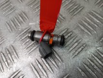 Форсунка бензиновая Volkswagen Golf 4 1.4 16V Форсунка бензиновая Volkswagen Golf 4 1.4 16V