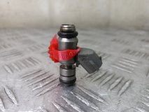 Форсунка бензиновая Volkswagen Golf 4 1.4 16V Форсунка бензиновая Volkswagen Golf 4 1.4 16V