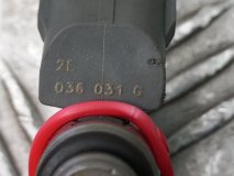 Форсунка бензиновая Volkswagen Golf 4 1.4 16V Форсунка бензиновая Volkswagen Golf 4 1.4 16V