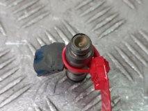 Форсунка бензиновая Volkswagen Golf 4 1.4 16V Форсунка бензиновая Volkswagen Golf 4 1.4 16V