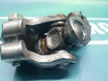 Рулевой карданчик Nissan Cefiro A33 1999 VQ20DE