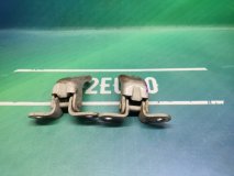 Петля двери левая передняя Toyota RAV4 SXA11 1998 3SFE