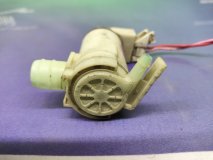 Мотор омывателя Nissan Cefiro A33 2002 VQ20DE