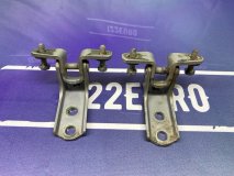 Петля двери левая передняя Mitsubishi Lancer CS3A 2005 4G18