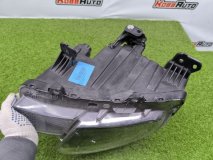 Фара ксеноновая левая Hyundai Staria