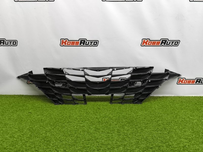 Решетка радиатора Hyundai Elantra 7 (б/у)