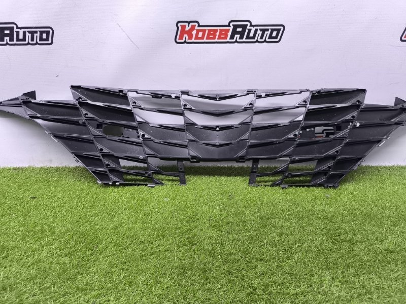 Решетка радиатора Hyundai Elantra 7 (б/у)