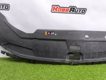 Накладка замка капота передняя Hyundai Grandeur 2016-